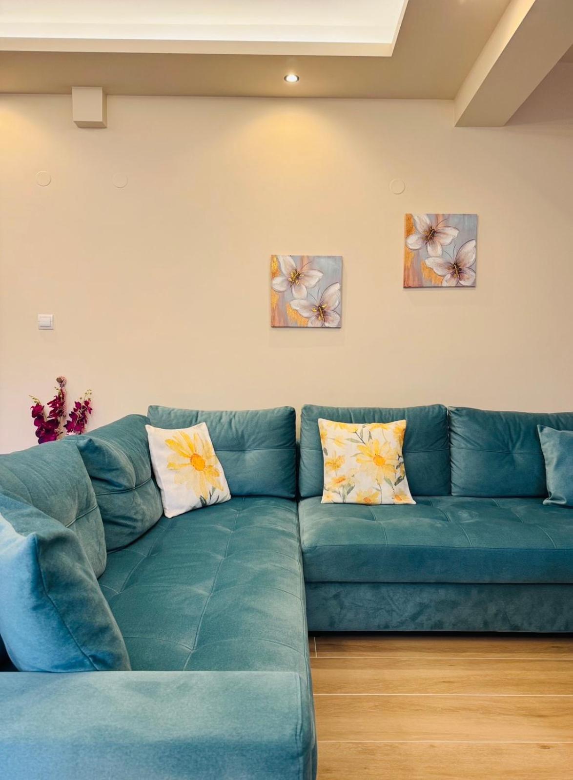 Secret Garden Guesthouse Kavála Ngoại thất bức ảnh