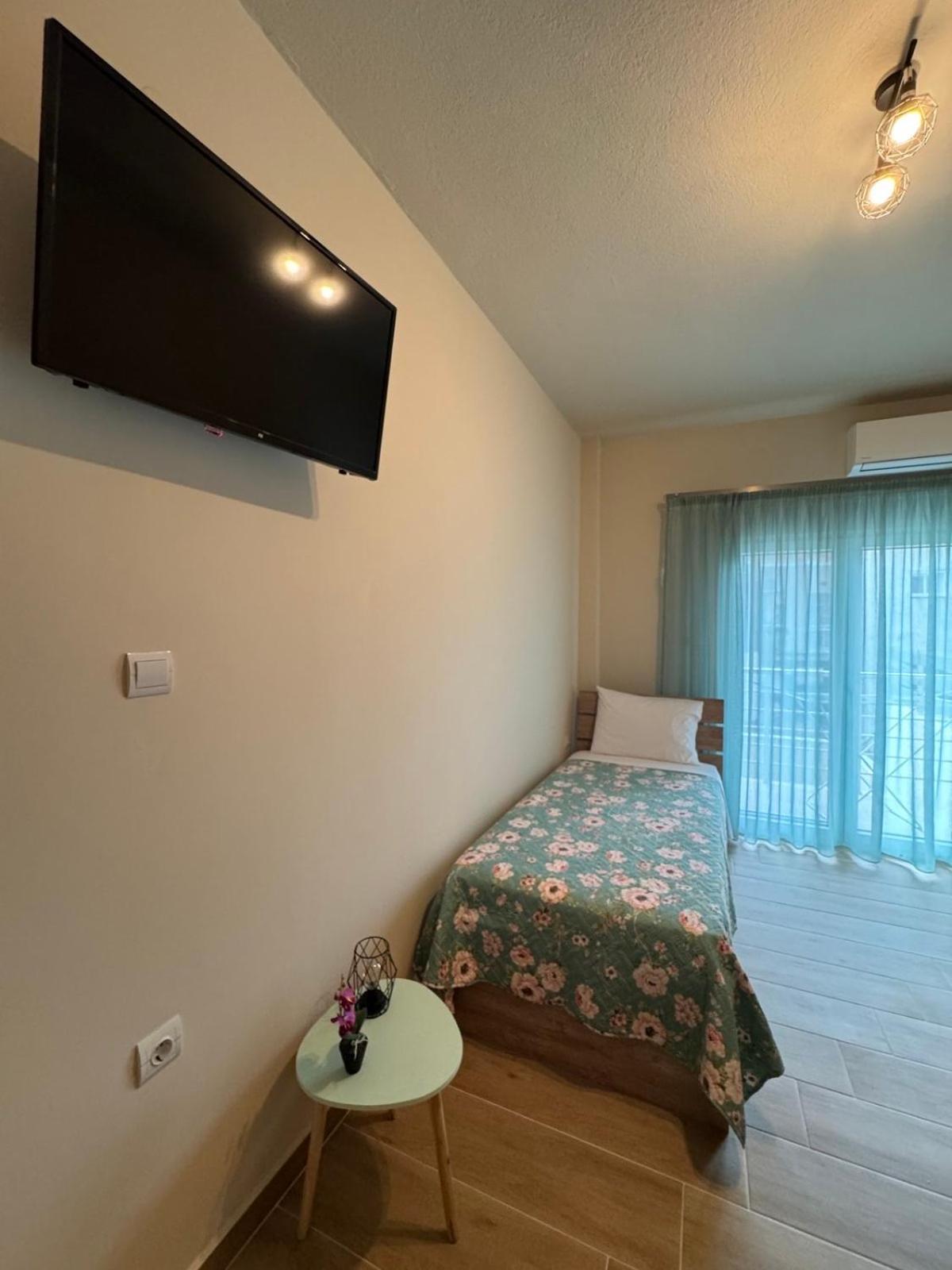 Secret Garden Guesthouse Kavála Ngoại thất bức ảnh